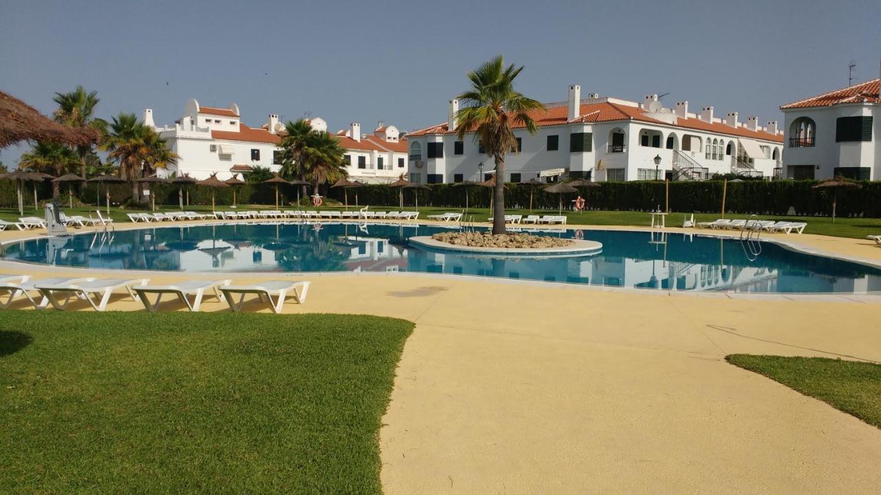 Disfruta Del Paraiso En Primera Linea De Playa Con Kayak Y Paddle Surf El Rompido Exterior foto